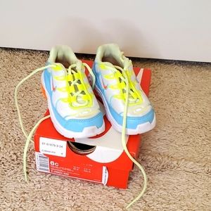 Light Blue and white Nike air max size 6c